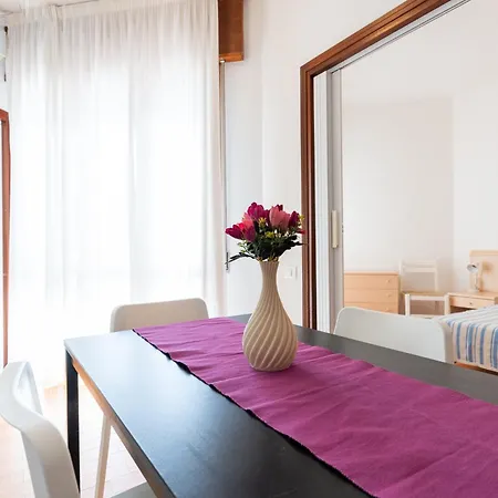 Apollo Apartamento *